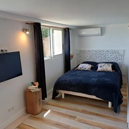 Chez Nina - Vue Mandelieu