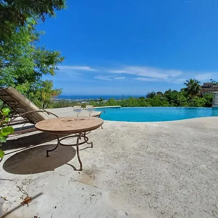 Chez Nina - Vue * Mandelieu